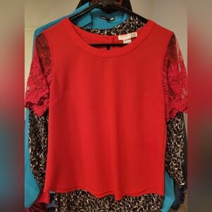 a'gaci Red Lace Sleeve Blouse